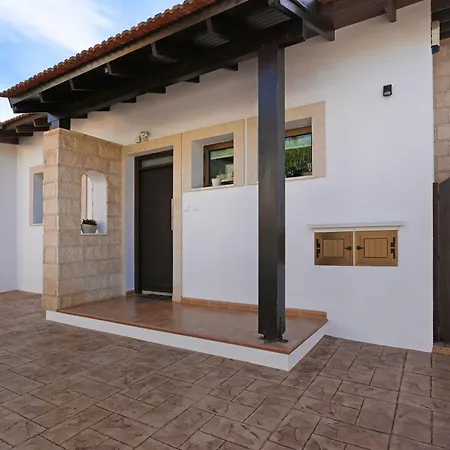 Anthia - 2bed With Large Pool 别墅