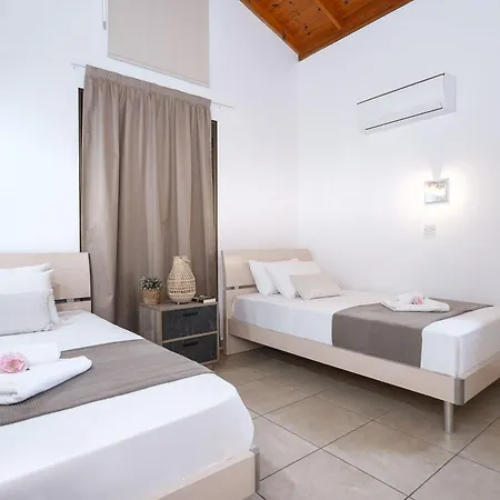 Anthia - 2bed With Large Pool ヴィラ *