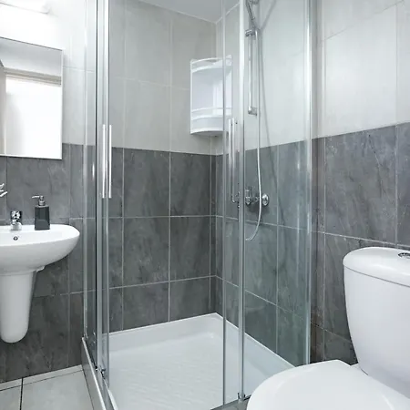 Anthia - 2bed With Large Pool *