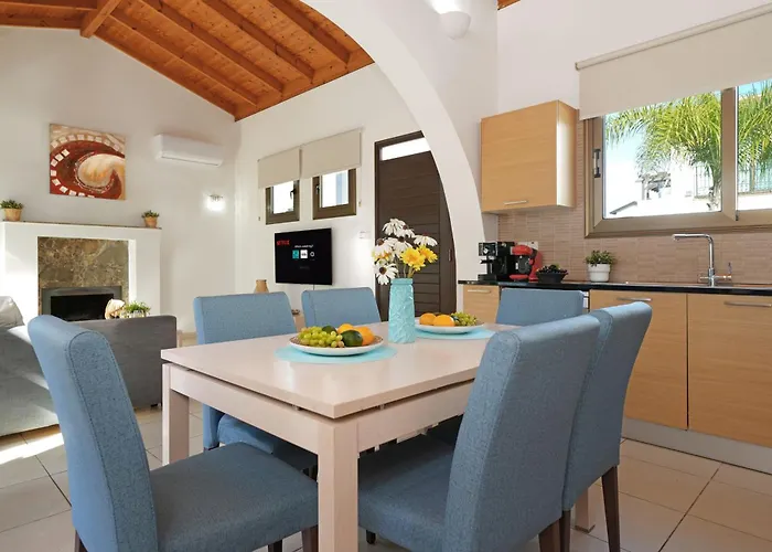 Anthia - 2bed With Large Pool Villa